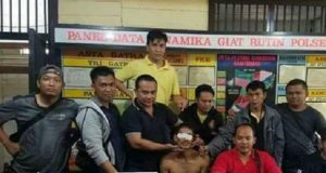 Sebelum Dibantai, Ema dan Mul Sempat Jalan-Jalan Sore Dengan Mesra