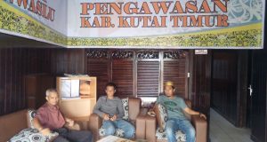 Mantan Komisioner KPU Laporkan Fahmi ke Panwaslu Kutim