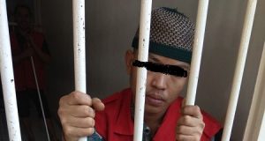 Pukul Pemandu Lagu Hingga Tewas, AB Didakwa Berlapis