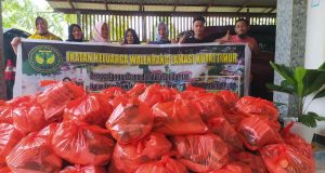 Wujud Empati Korban Banjir Kutim, Aksi Solidaritas Keluarga Walenrang Lamasi Himpun Dana Belasan Juta Rupiah
