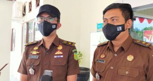 Kelanjutan Kasus Korupsi Pengadaan Solar Cell DPMPTSP, Penyidik Kejari Kutim Periksa Sekda Kutim 13 Jam