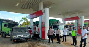 Gelar Sidak di SPBU, Polres Kutim Himbau Pengusaha SPBU Tidak Layani Oknum Pengetap