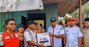 Rapatkan Barisan, PMI Kutim Ringankan Beban Korban