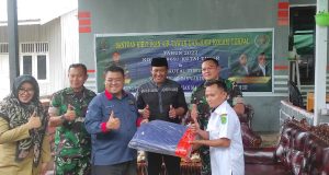 Bantu Pulihkan Ekonomi warga, PWI dan Kodim, Beri Bantuan Ikan dan Kolam Terpal