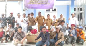 DKP Kutim Bagikan Ratusan Mesin Ketinting Ke Nelayan