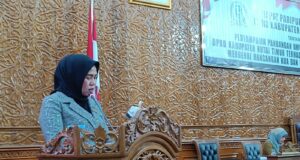 Fraksi Golkar Kutim Desak Dinas PU, Perkim dan Pertanian Dalam Paripurna DPRD