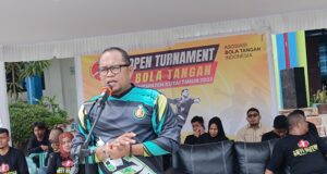 Open Turnamen Bola Tangan Pertama Se Kalimantan Timur, di Apresiasi Wabub Kasmidi Bulang