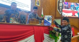 Fraksi Amanat Keadilan Berkarya Sampaikan Tujuh Poin Penting Pandangan Umum Nota RAPBD 2024