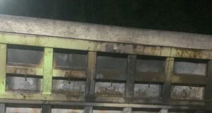 Satu Unit BB Dump Truk Terbakar di Area Penyimpanan Kejari Kutim, Indikasi Dugaan Kesengajaan