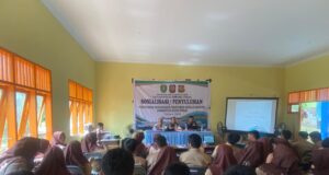 Satpol-PP Kutai Timur Sosialisasikan Perda di SMAN 1 Bengalon: Membangun Generasi Muda Berkarakter