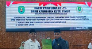 DPRD Kutim Gelar Rapat Paripurna ke-25, Mendengarkan Tanggapan Pemerintah Terhadap Pandangan Umum Fraksi DPRD Atas Dua Usulan Raperda