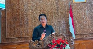 Siang Geah Sampaikan Pandangan Fraksi PDIP Terhadap Raperda Pertanggungjawaban APBD 2023