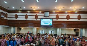 Dinkes Kutim Gelar Advokasi Surveilans Tenaga Kesehatan seKutim – Koordinasi Peran Nakes dalam Upaya Pencegahan PD3I