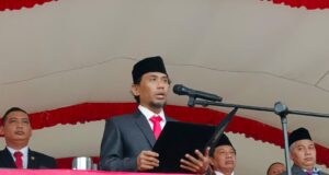 Hadiri Upacara Peringatan HUT RI-79 di Kutim, Jimmi Bacakan Teks Proklamasi