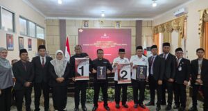 KPU Kutim Gelar Pleno Terbuka Penetapan Nomor Urut, KB-Kinsu 1 dan ARMY Nomor 2