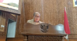dr.Novel Menyambut Baik Rumusan Visi dan Misi Pada Pendapat Akhir RPJPD