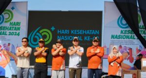 Ratusan Warga Sangatta Padati Puncak HKN ke-60 di Kutim, Ramaikan Senam Sehat, Cek Kesehatan Gratis hingga Donor Darah