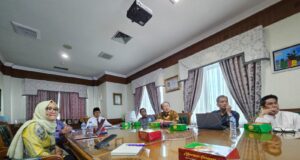 Kutim Menuju Standar Sawit Berkelanjutan: Bupati Sambut Tim USAID SEGAR dan GIZ Sustain