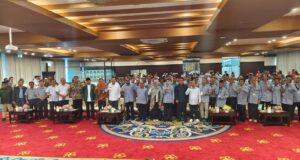 Seno Aji Lantik DPP FPKS Kaltim, Dorong Petani Sawit Modern