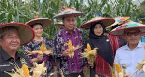 PEDA XI KTNA Kukuhkan Kutai Barat Sebagai Lumbung Inovasi Wakil Ketua DPRD Kaltim, Ekti Imanuel, dan Wakil Gubernur Kaltim, H. Seno Aji