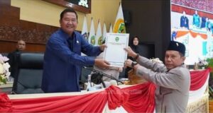 PDI Perjuangan Minta RPJMD Kaltim Lebih Inklusif dan Sosial Juru Bicara Fraksi PDIP, Hartono Basuki