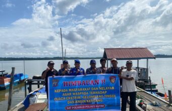 Polairud Polres Kutim Sosialisasi Keselamatan Berlayar di Perairan Pesisir Kutai Timur