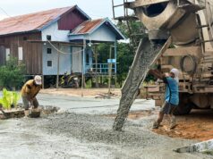 Warga Akhirnya Nikmati Jalan Semenisasi Setelah Hampir 20 Tahun
