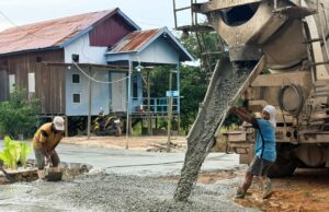 Warga Akhirnya Nikmati Jalan Semenisasi Setelah Hampir 20 Tahun