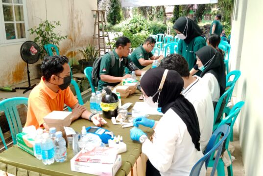 Bersama PMI, Pekerja PT KED Gelar Aksi Donor Dukung Ketersediaan Darah