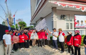 Keluarga Besar DPMPTSP Kutim Gelar Jalan Sehat, Puncak Rangkaian Peringatan HUT RI ke-81