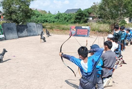 Kejuaraan Panahan Tradisional Piala Ketua Fespati Kutim Series-4 Tahun 2026 Dibuka, KORMI Kutim Pastikan Dukung Pembinaan