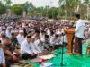 Ustadz Hamdan Asrofi Isi Khutbah Sholat Istisqa’ di Sangatta, Ajak Masyarakat Renungi Mengapa Nikmat Hujan Berubah Menjadi Bencana Kemarau Panjang