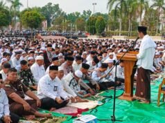 Ustadz Hamdan Asrofi Isi Khutbah Sholat Istisqa’ di Sangatta, Ajak Masyarakat Renungi Mengapa Nikmat Hujan Berubah Menjadi Bencana Kemarau Panjang