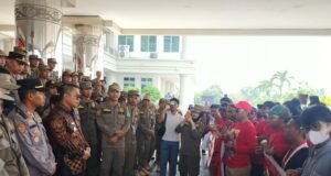 PP FPBM-KASBI Gelar Aksi Damai di Depan Kantor Bupati Kutim, Sampaikan 7 Pernyataan Sikap