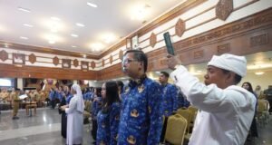 Ratusan PNS dan Jafung Kutai Timur Diambil Sumpah/Janji, Ini Pesan Khusus Bupati Ardiansyah Sulaiman